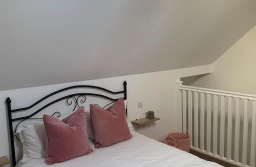 Hurstpierpoint House | Country Apartment