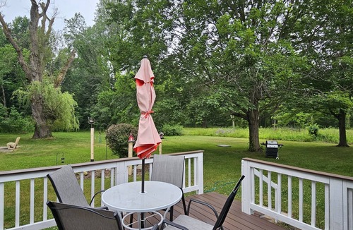 Riverside House | Country Beauty and Feel, Minutes away from the Best Michigan has to offer!