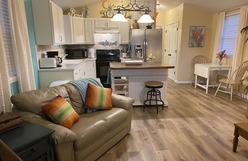 Ferris House | Country Cabin 1