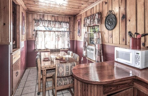 Ruidoso Cabin | Country Cabin, 2 Bedrooms, Fireplace, Midtown, Sleeps 6