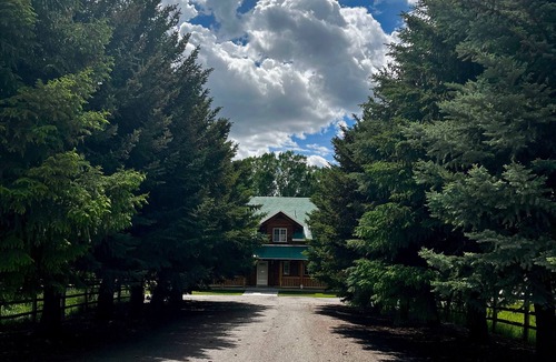 Fairview Cabin | Country Cabin 25 Acres w/pond