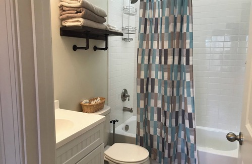 Mount Juliet Apartment | Country Charm, City Access, Private Entrance Suite!