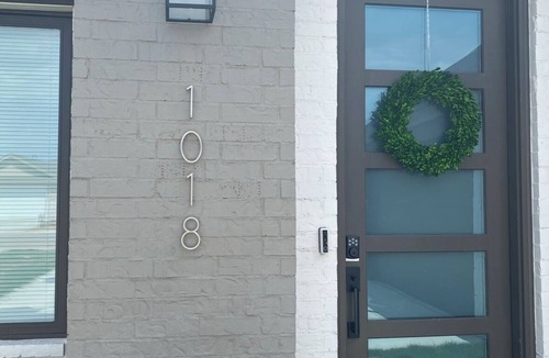 North by Northwest House | Country Chic only 10 minutes away from TTU. nPet friendly!
