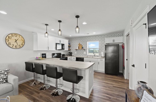 Washington County House | Country Club Cottages - 1703
