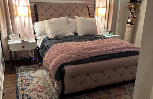Wornall Homestead Hotel | Country Club Plaza area home with swimming pool and outdoor theater