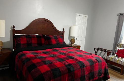 Wadley House | Country Club