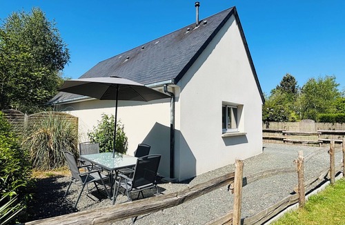 Cerans-Foulletourte Cottage | Country cottage