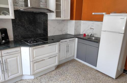 Craponne-sur-Arzon Apartment | COUNTRY Cottage
