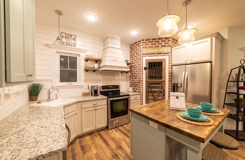 Keene House | Country Cottage, 1 mile from Keeneland