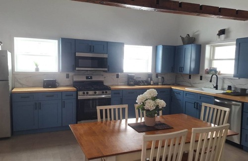 Port Ontario House | Country Cottage by the Salmon River