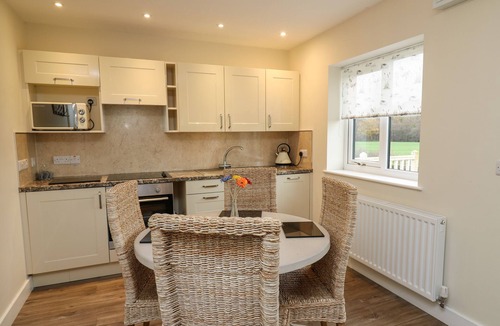 Llanfihangel Tal-y-llyn House | COUNTRY COTTAGE, family friendly, character holiday cottage in Brecon