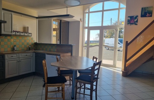 Mont-Saint-Jean Villa | country cottage with indoor pool and Jacuzzi for 14 people