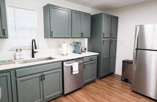 Knox City House | Country Cottage - Fully Remodeled