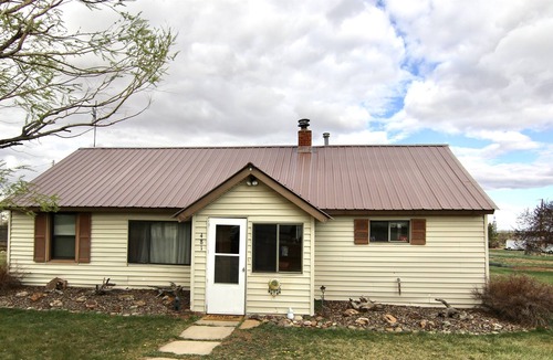 Monticello Cottage | Country Cottage Great Location