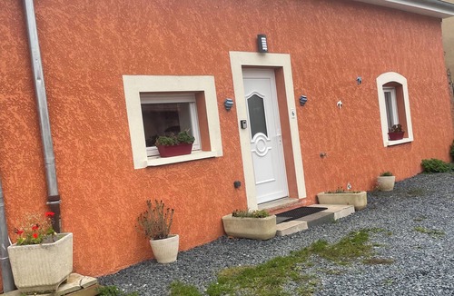 Morgemoulin House | Country cottage pets welcome ideal for families, workers