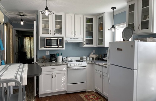Batesville Cottage | Country Cottage