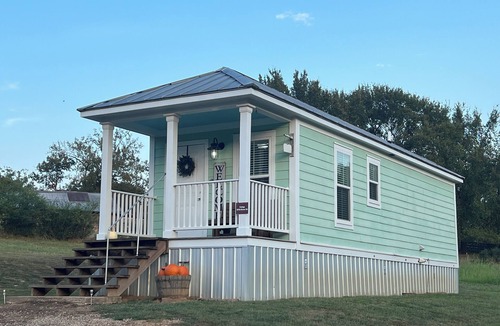 Batesville Cottage | Country Cottage
