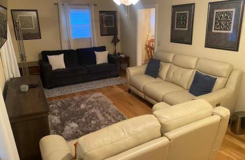 Sylvester House | Country Cottage