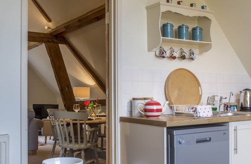 Yattendon Cottage | Country cottage with beautiful views