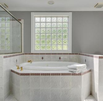 Brentwood Apartment | Country Cove