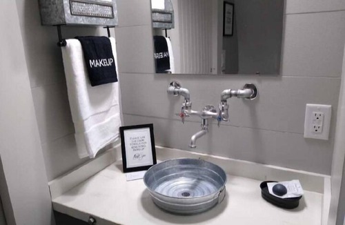 Bellville Hotel | Country Dome Suites