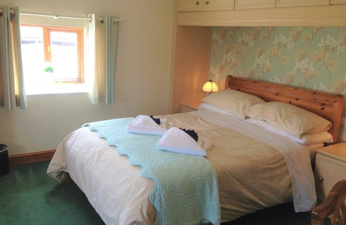 Lower Godney Bed & Breakfast | Country Double En-Suite