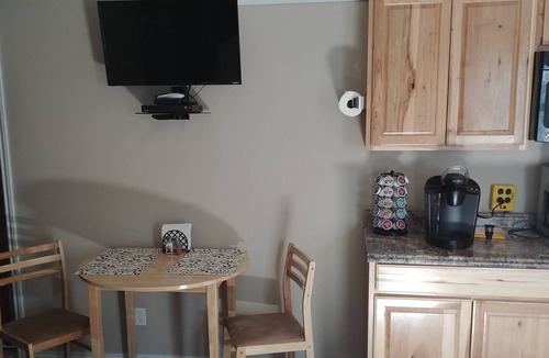 Cisco Apartment | Country Efficiency on 73 Wooded Acres with Pond