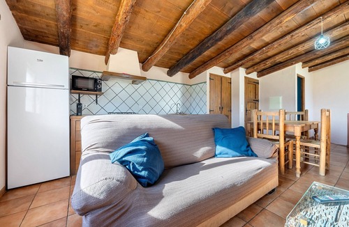 Penarroya de Tastavins House | Country House 'La Sala' with Mountain View, Shared Pool and Wi-Fi
