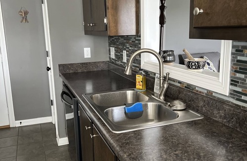 Montgomery County House | Country Escape with Jacuzzi & Private Yard in Southside