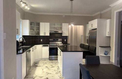 Communaute-Urbaine-de-l'Outaouais House | Country family house