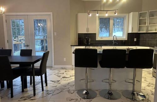Communaute-Urbaine-de-l'Outaouais House | Country family house