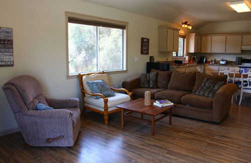 Newcastle Other | Country Farmhouse On 40 Acre Working Cattle Ranch Near Wineries and Hiking