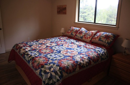 Newcastle Other | Country Farmhouse On 40 Acre Working Cattle Ranch Near Wineries and Hiking