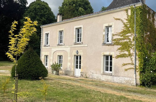 Saint-Antoine-du-Rocher House | Country house in the heart of Touraine.