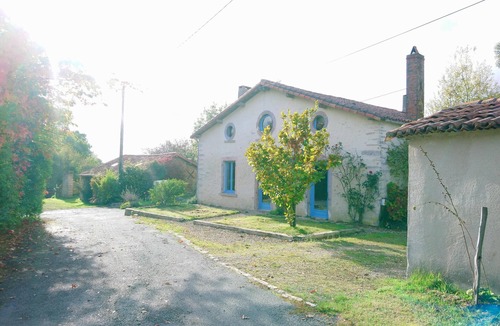 Saint-Pierre-du-Chemin House | Country house for rent - Near Puy du Fou - with summer swimming pool