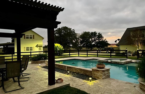 La Grange House | Country Garage Apartment