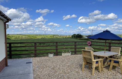 Llangynog Cottage | Countryside Bungalow with private Hot Tub
