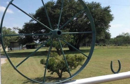 Coleman House | Country Getaway at Eleven Oaks Ranch…Coleman, Texas