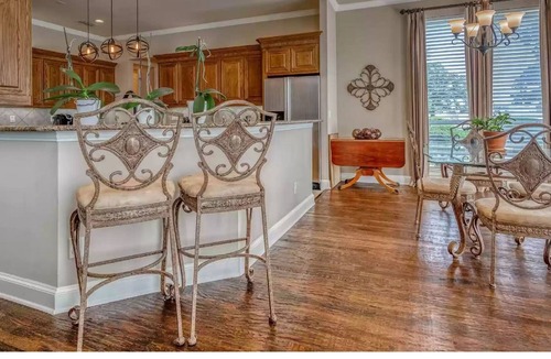Cross Roads House | Country Getaway Ranch Home with Farm experience