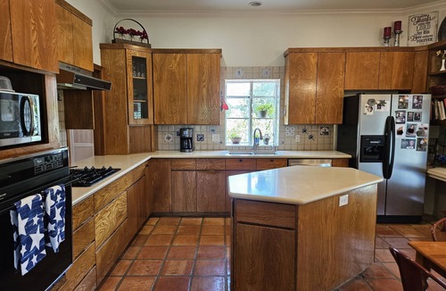 Wellborn House | Country Getaway Close to Campus-Kyle Gameday House Rental on 6 Acres
