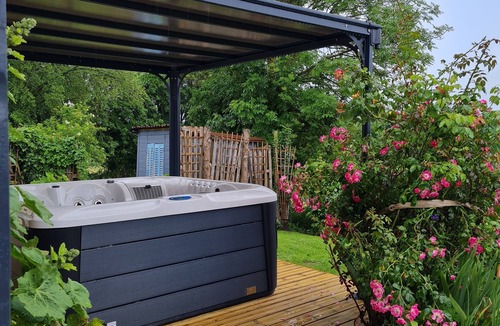 Cisai-Saint-Aubin House | Country gite with spa