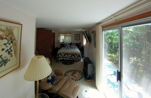 Volcano Bed & Breakfast | Country Goose