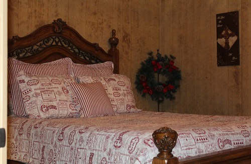 Elmo House | Country Guest House Near First Monday Trades Days