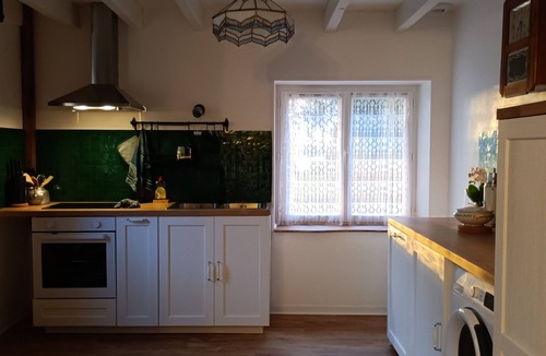 La Chapelle-sur-Loire House | Country house