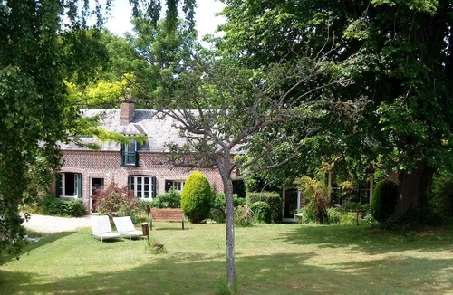Saint-Cyr-la-Campagne House | Country house in Normandy