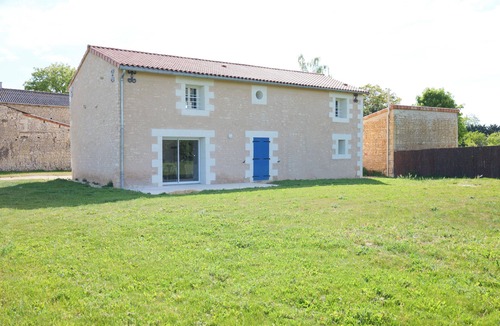 Vendeuvre-du-Poitou House | Country house 8 persons 10 *mn from Futuroscope