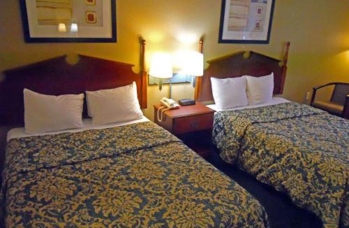 Dawson Hotel | Country Hearth Inn & Suites Dawson