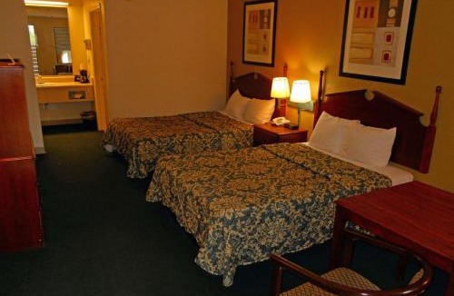 Dawson Hotel | Country Hearth Inn & Suites Dawson