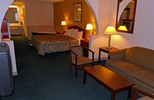 Dawson Hotel | Country Hearth Inn & Suites Dawson