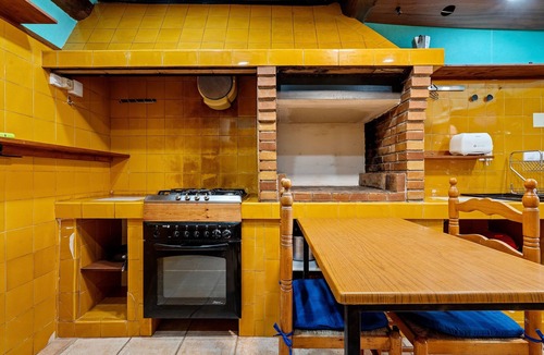 Querol House | Country House 'Caltiku' with Mountain View, Private Pool and Private Terrace